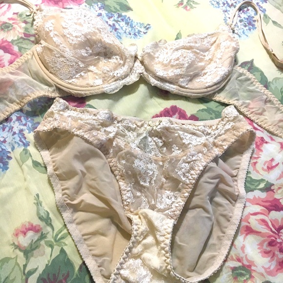 Vintage Vogue Dessous bra set 36B - Picture 2 of 2